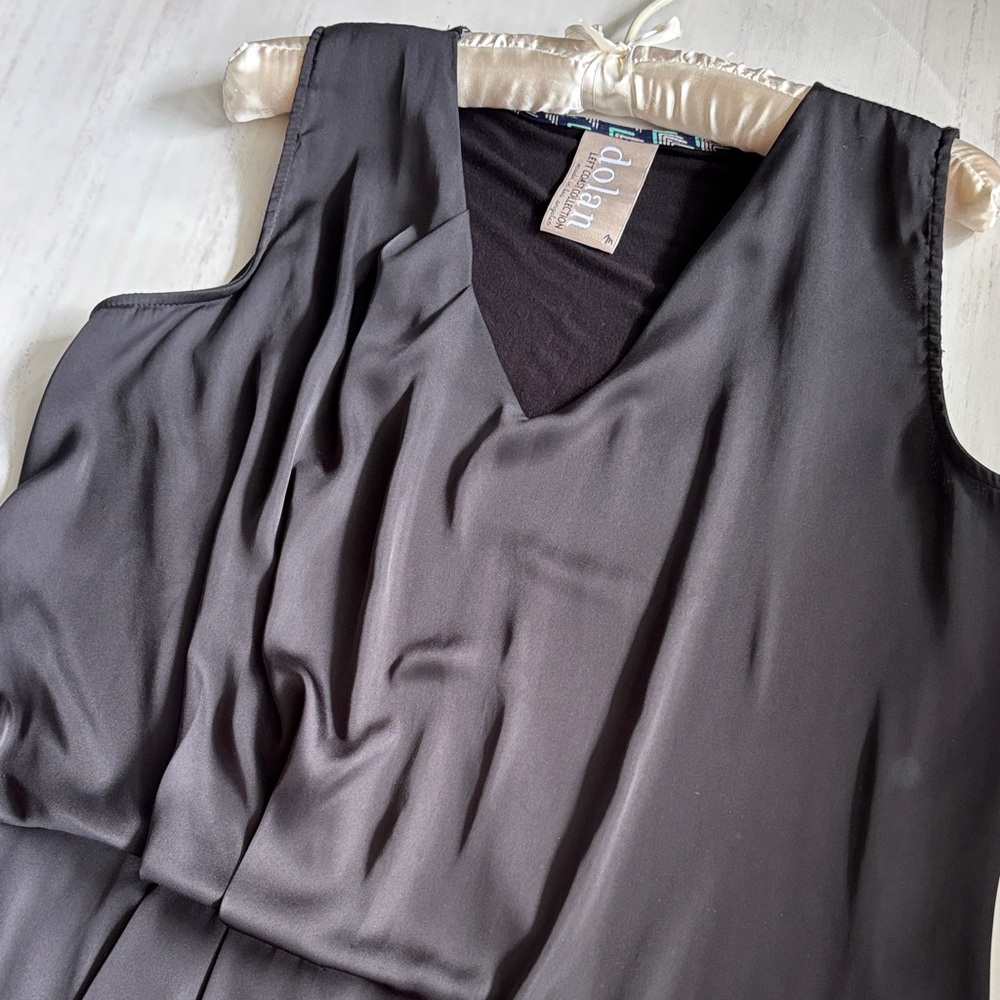 Anthropologie Black Sleeveless V-Neck Sleeveless Satin Asymmetrical Blouse
